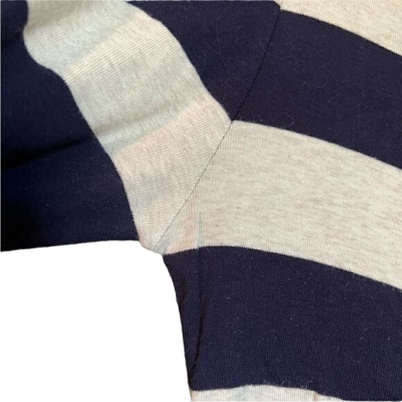 3 for $30! Gap striped 3/4 sleeve top - Picture 8 of 12
